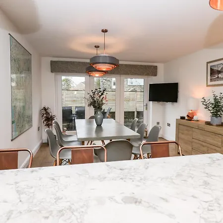 度假居 Rose House 温德米尔