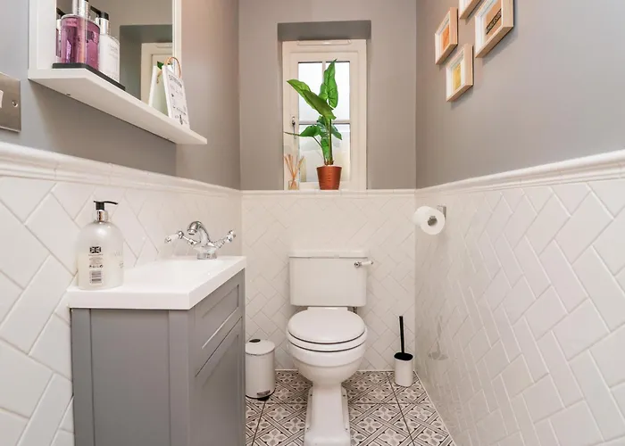 بيت للعطل Rose House ويندرمير