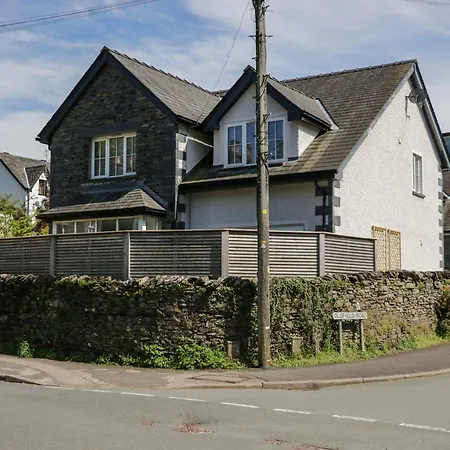Rose House Holiday home